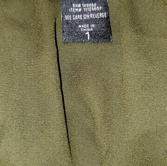 Torrid army green blouse - Picture 3 of 7